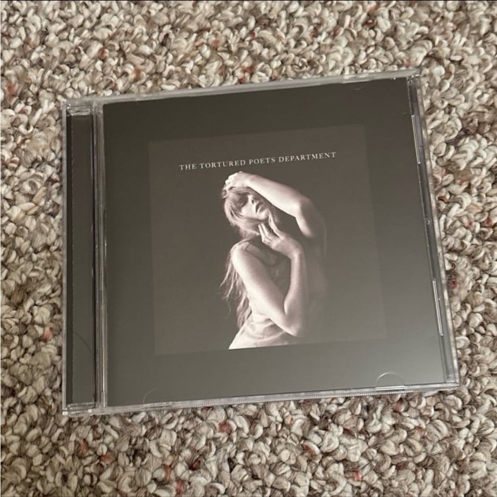 The Tortured Poets Department + “The Black Dog” (Target Exclusive) CD